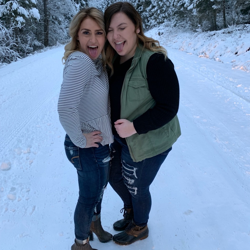 Meet your Posher, Hailey